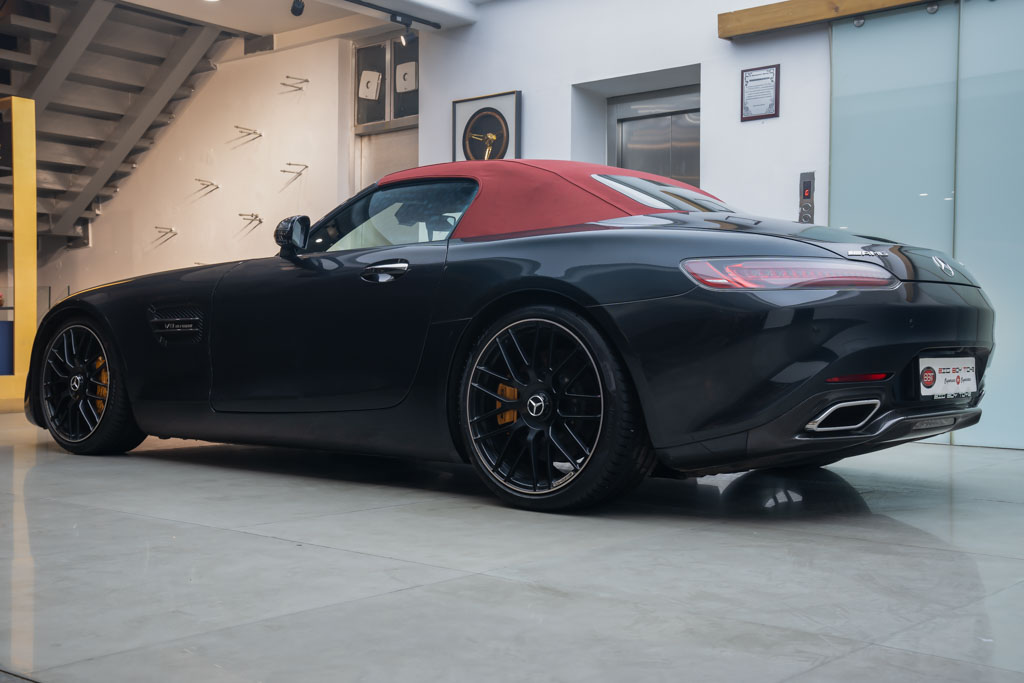 MERCEDES AMG GT Roadster
