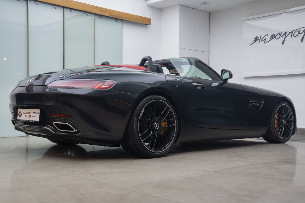 MERCEDES AMG GT Roadster