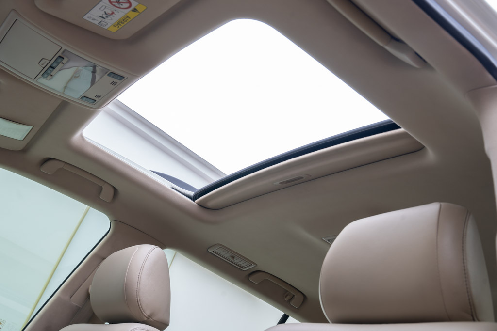 Toyota LC200 Converted LC300