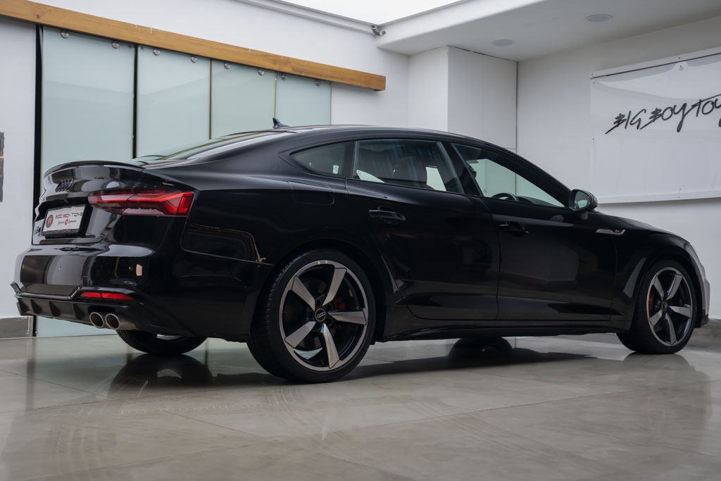 Audi S5 SPORTBACK Platinum Edition 