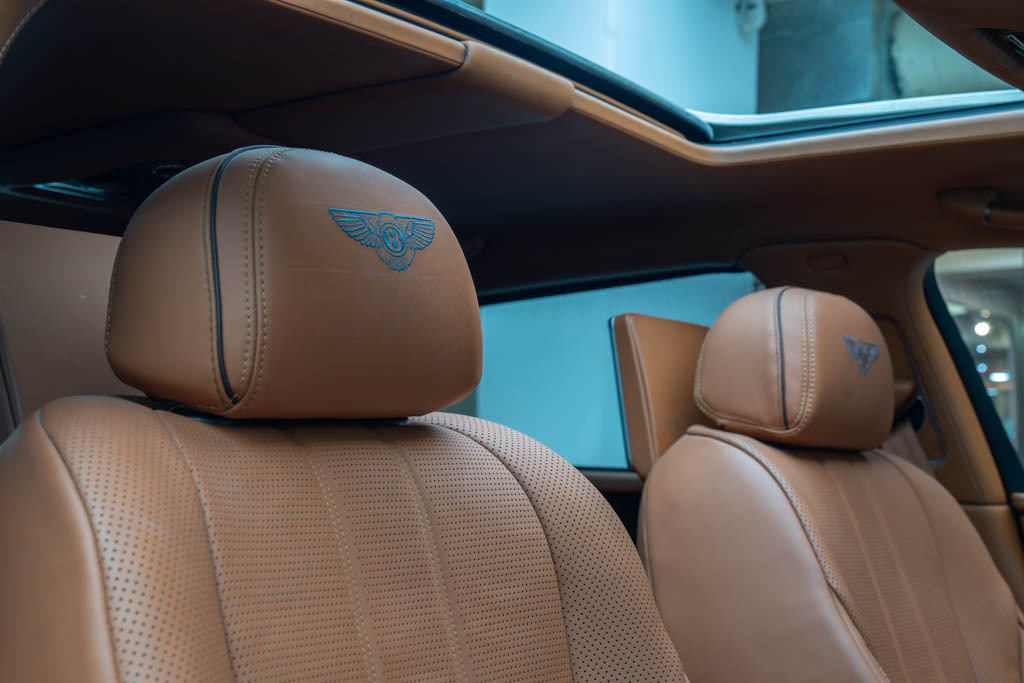 BENTLEY FLYING SPUR V8