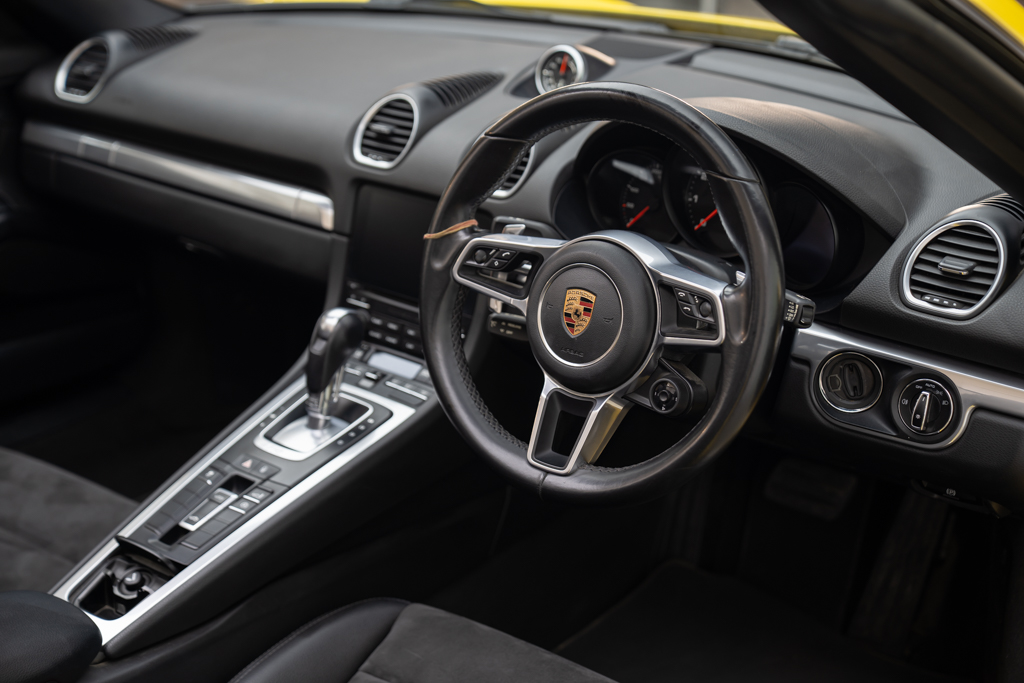 Porsche 718 Boxster