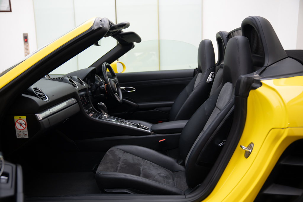 Porsche 718 Boxster