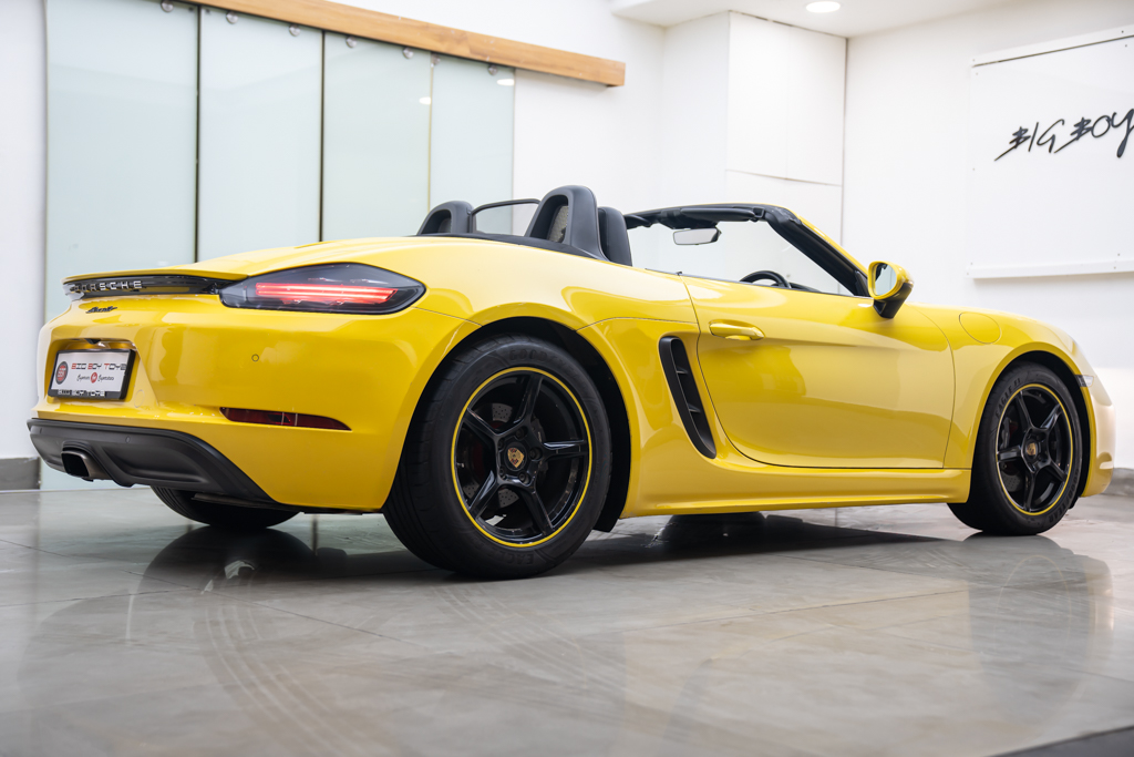 Porsche 718 Boxster