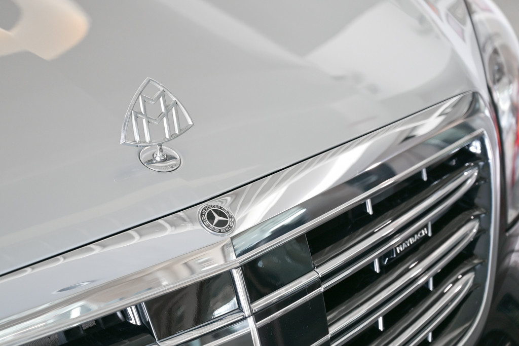 Mercedes Maybach S560