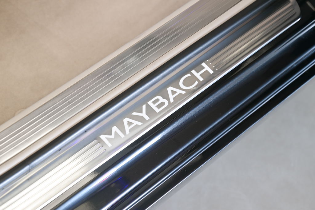 Mercedes Maybach S560