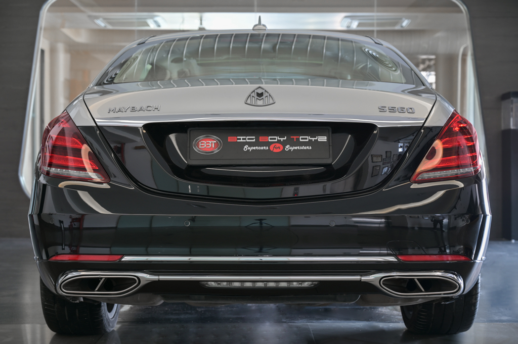 Mercedes Maybach S560