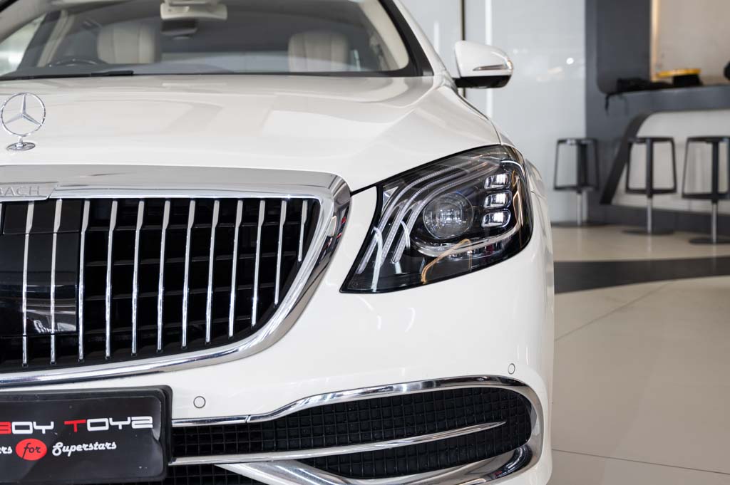MERCEDES MAYBACH S560
