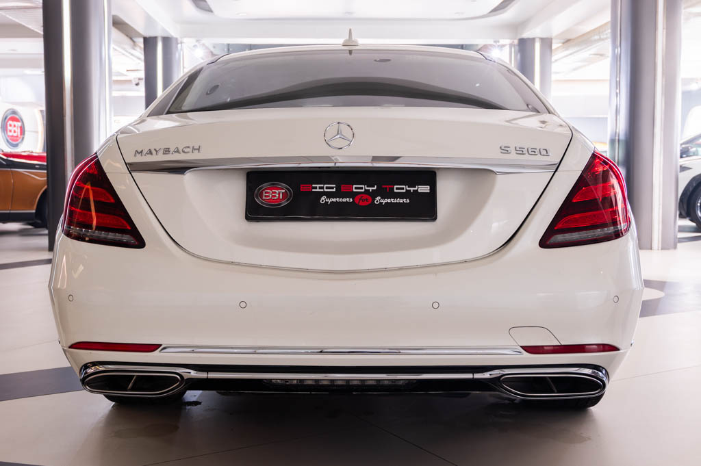 MERCEDES MAYBACH S560