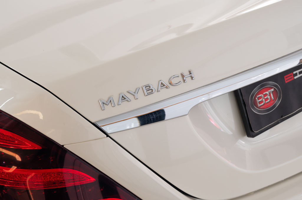 MERCEDES MAYBACH S560