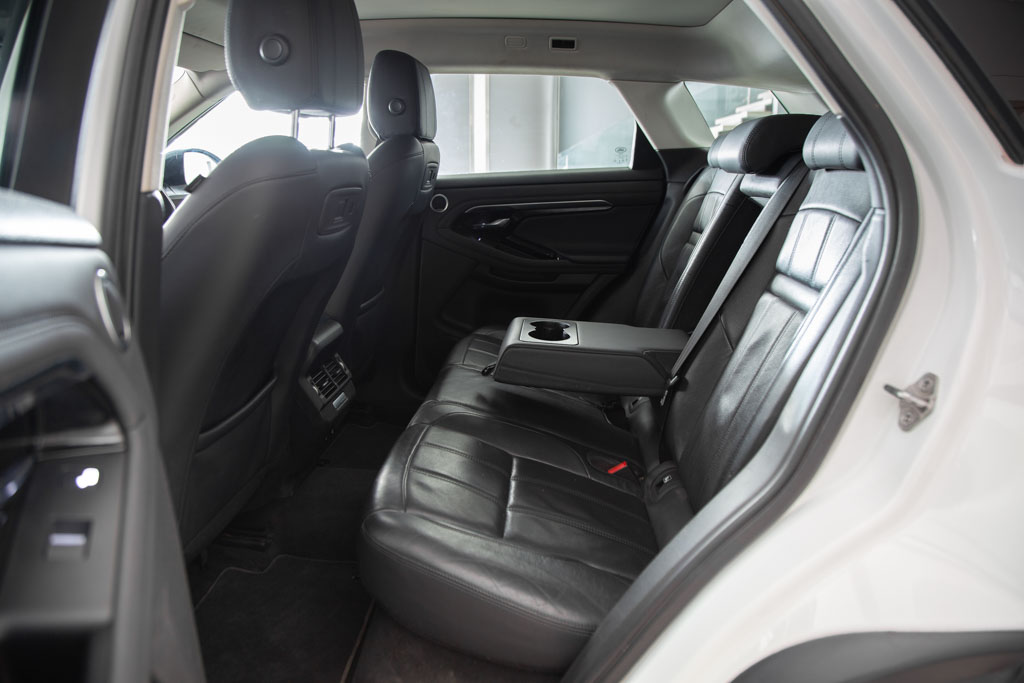 Land Rover Evoque R-Dynamic SE D180