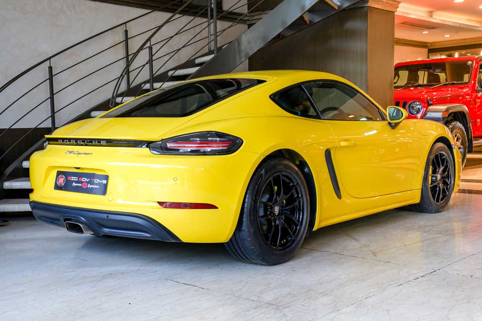 Porsche 718 Cayman