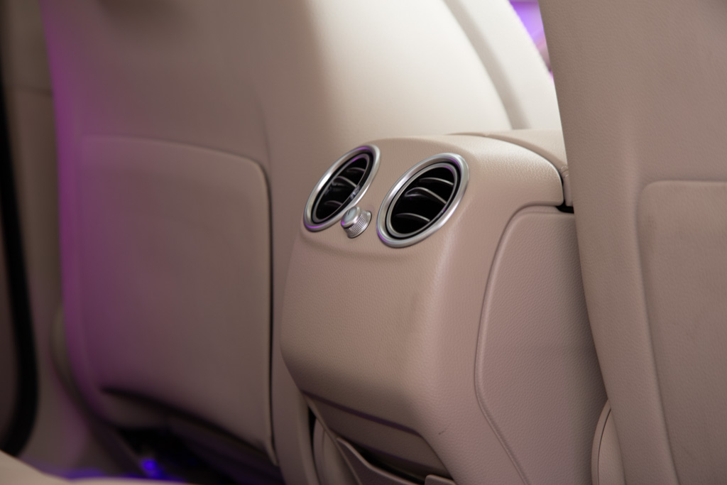 MERCEDES-BENZ GLC200 Progressive