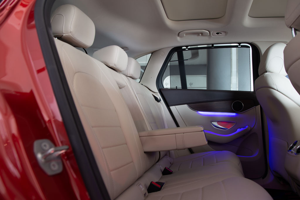 MERCEDES-BENZ GLC200 Progressive