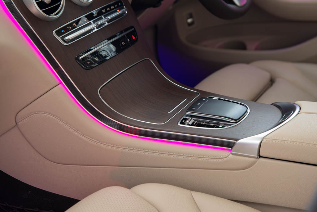 MERCEDES-BENZ GLC200 Progressive