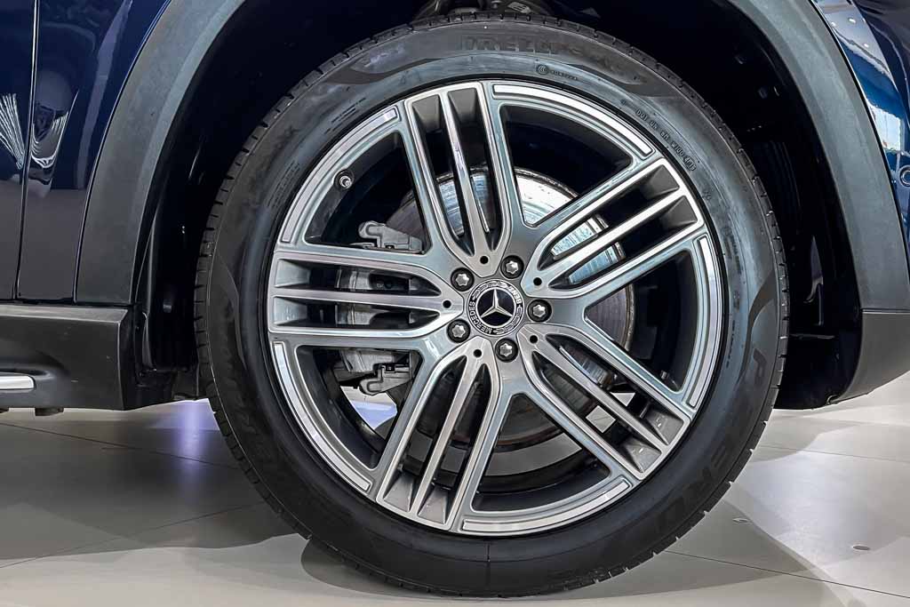 Mercedes Benz GLS 400d 4matic