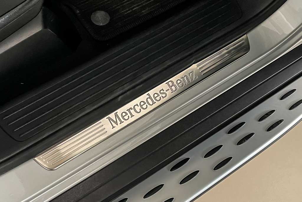 MERCEDES-BENZ GLS 350D