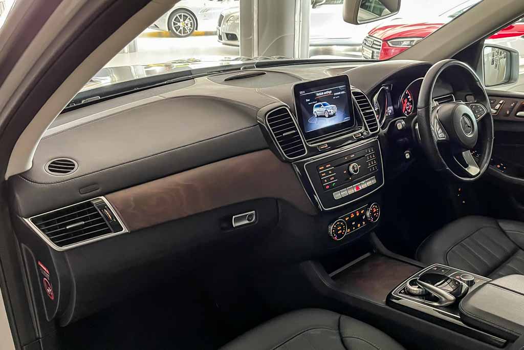 MERCEDES-BENZ GLS 350D