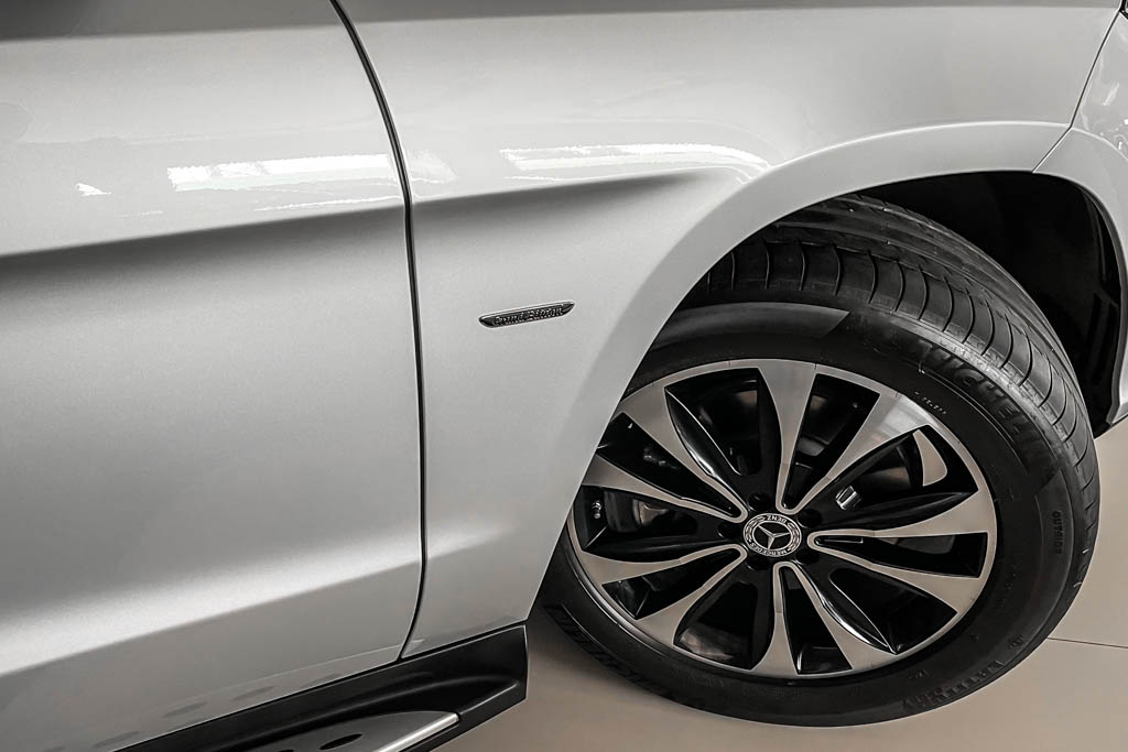 MERCEDES-BENZ GLS 350D