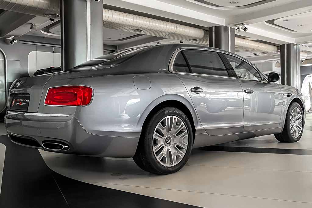 Bentley Flying Spur W12