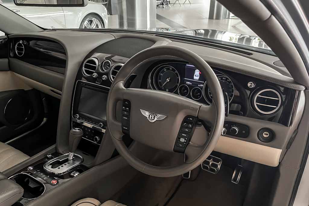 Bentley Flying Spur W12