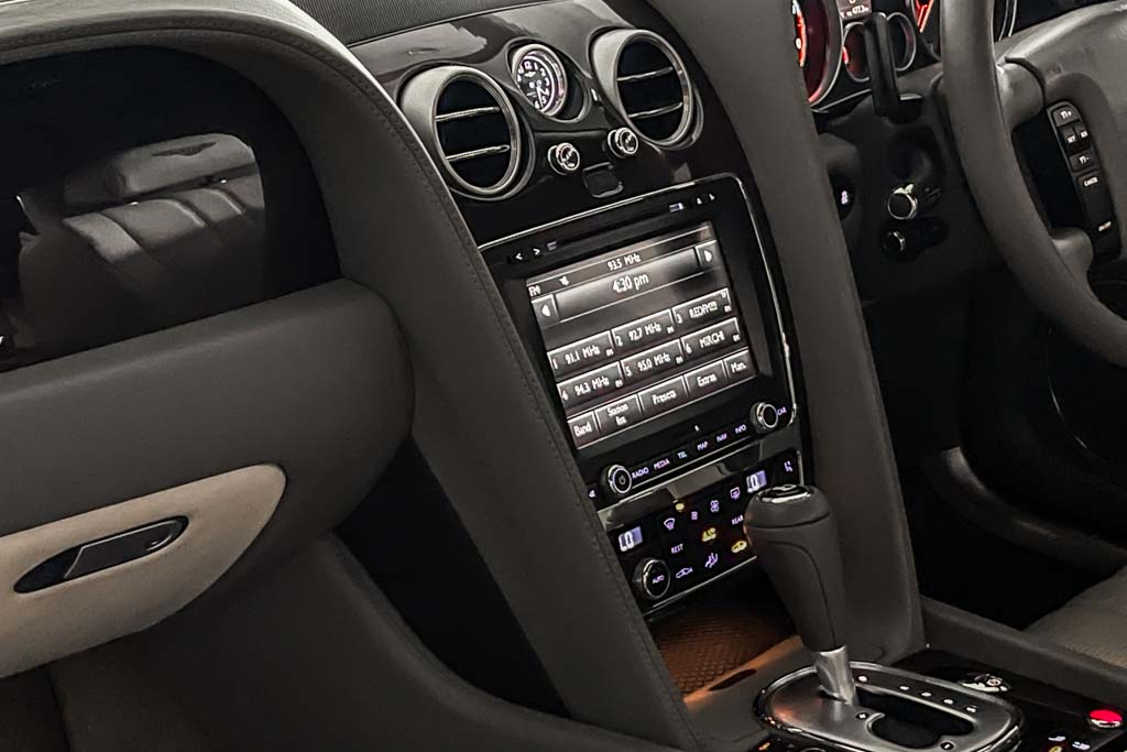 Bentley Flying Spur W12