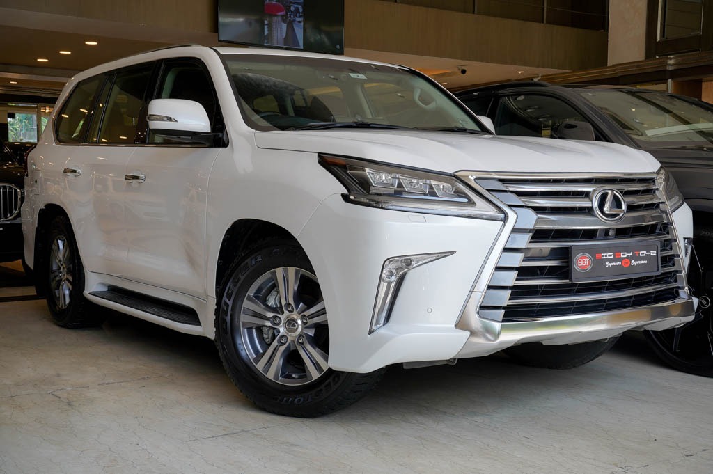 Lexus LX 570