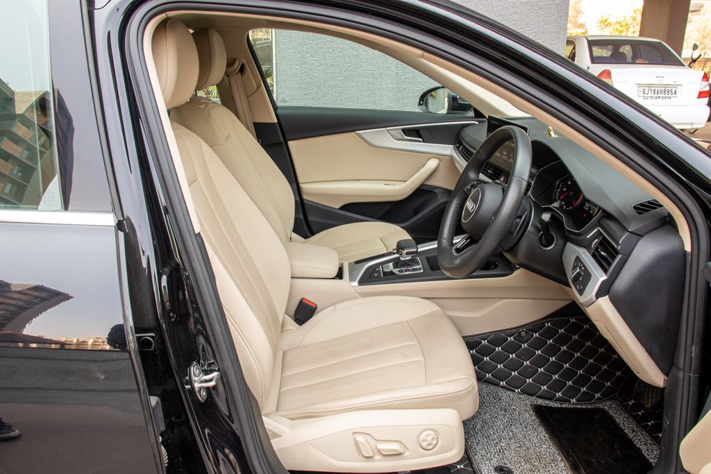 Audi A4 40 TFSI Premium Plus