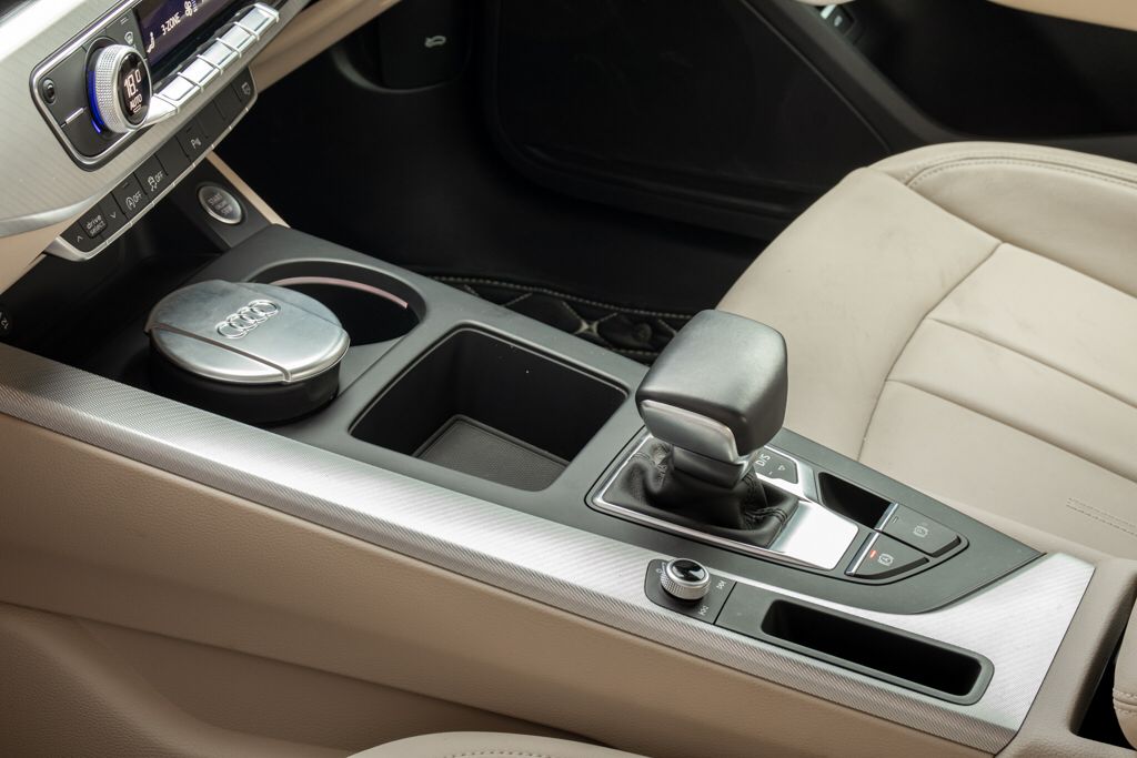Audi A4 40 TFSI Premium Plus