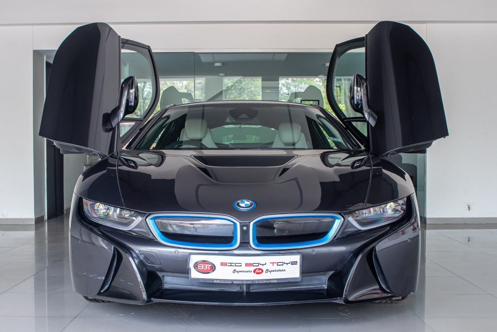 BMW i8 for sale in India, 21200 km Driven | Big Boy Toyz