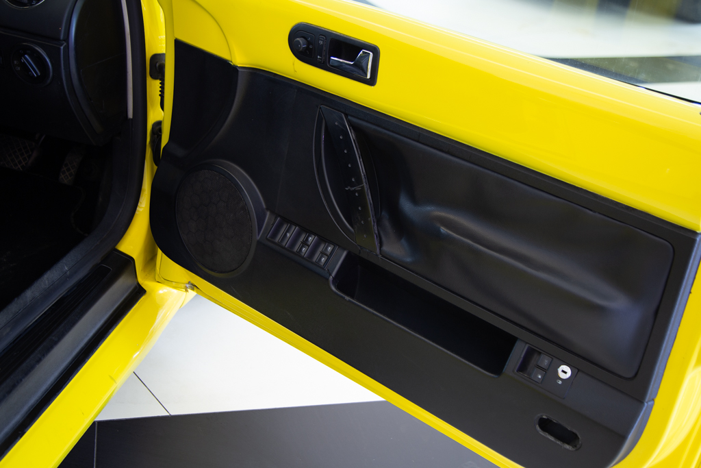 Volkswagen Beetle Convertible