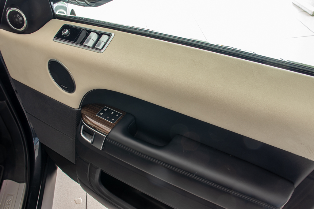 Land Rover Range Rover Sport HSE