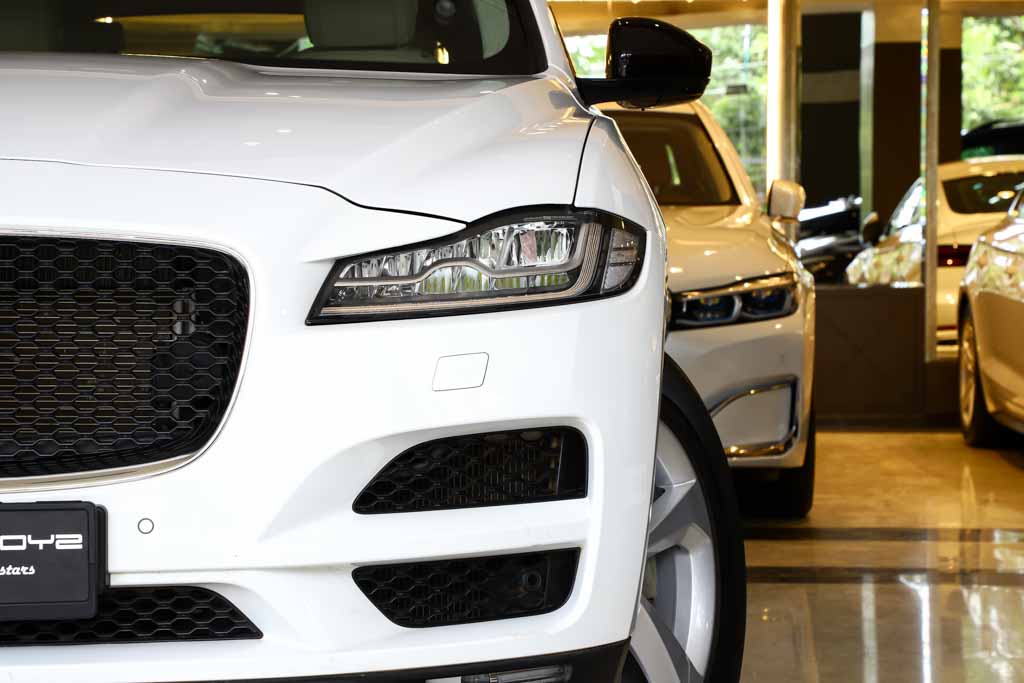JAGUAR F-PACE "PRESTIGE"