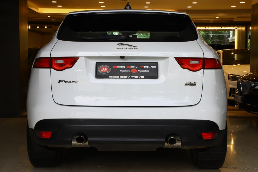 JAGUAR F-PACE "PRESTIGE"