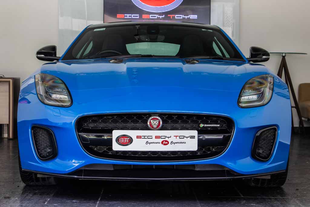 Jaguar F-type P300 R-Dynamic Coupe
