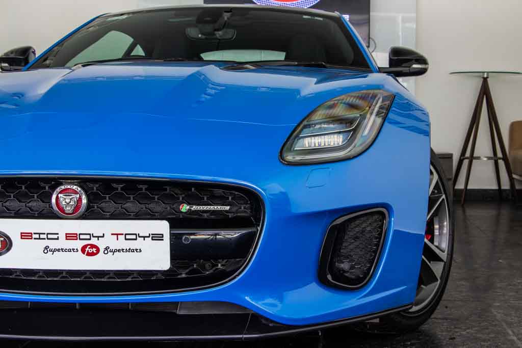 Jaguar F-type P300 R-Dynamic Coupe