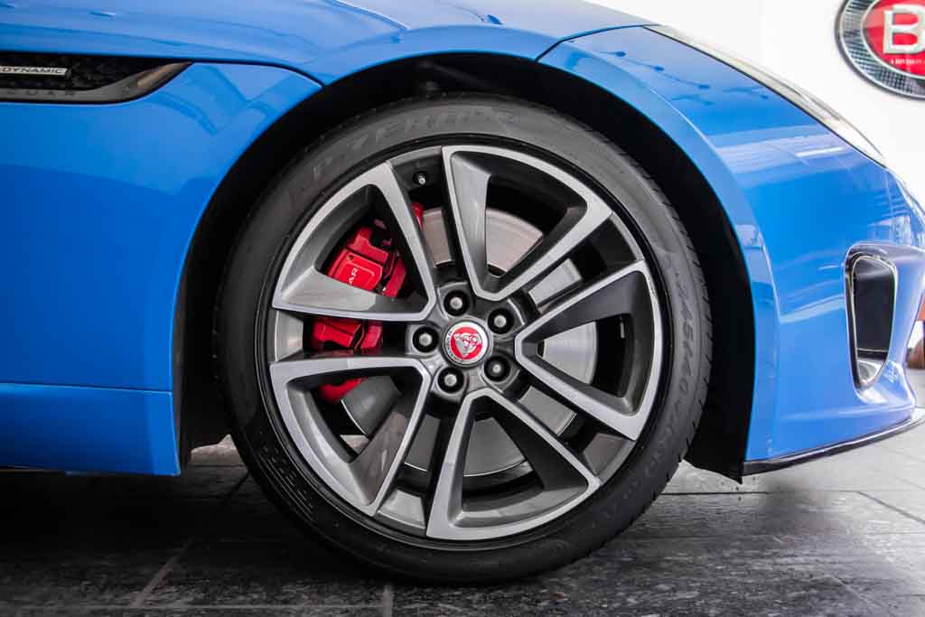 Jaguar F-type P300 R-Dynamic Coupe