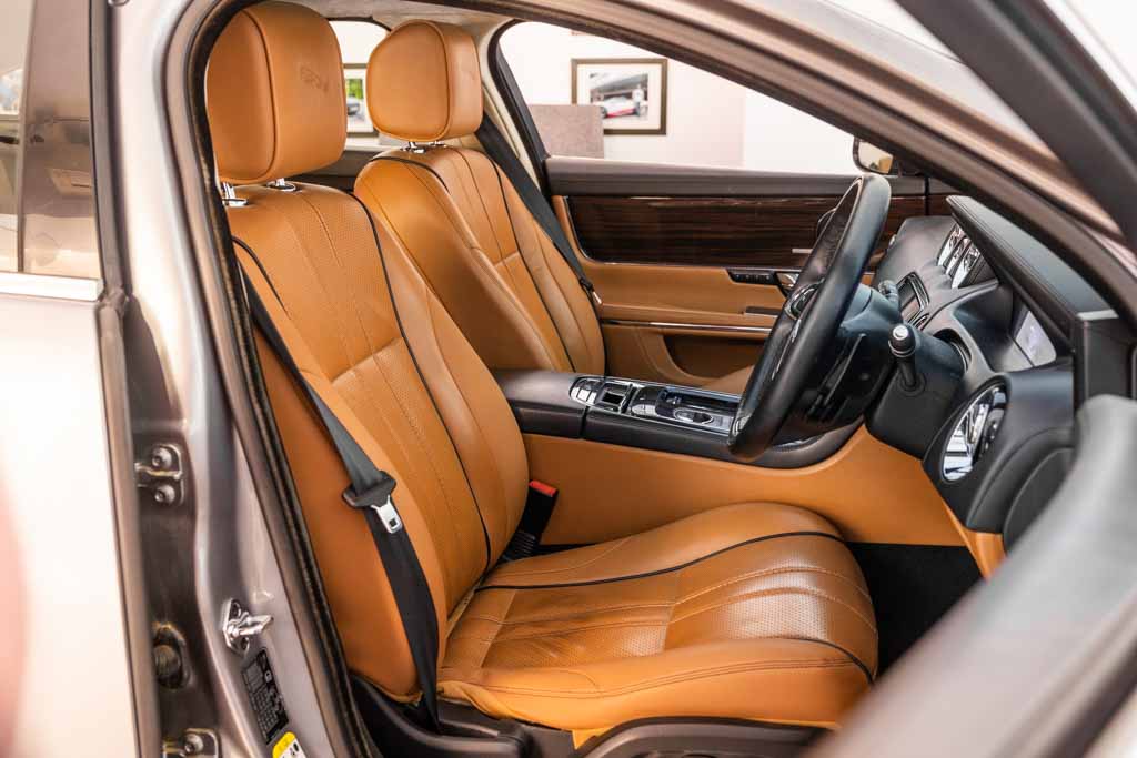 Jaguar XJL Portfolio