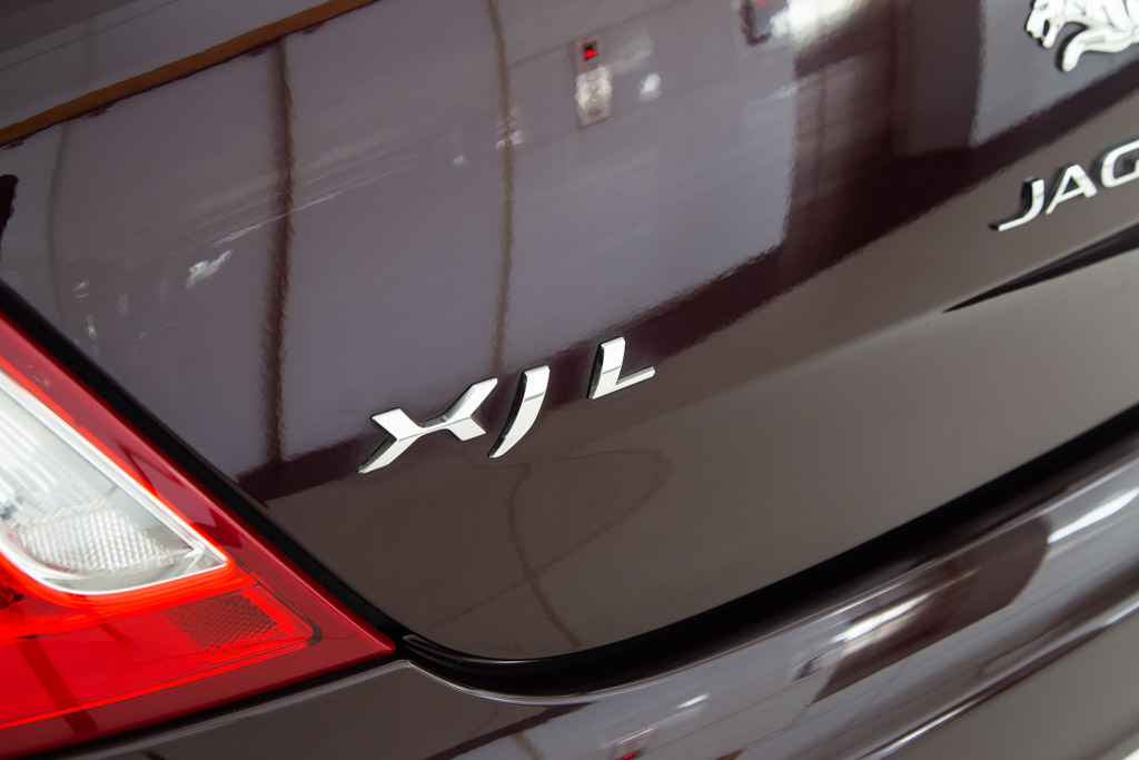 Jaguar XJL Portfolio