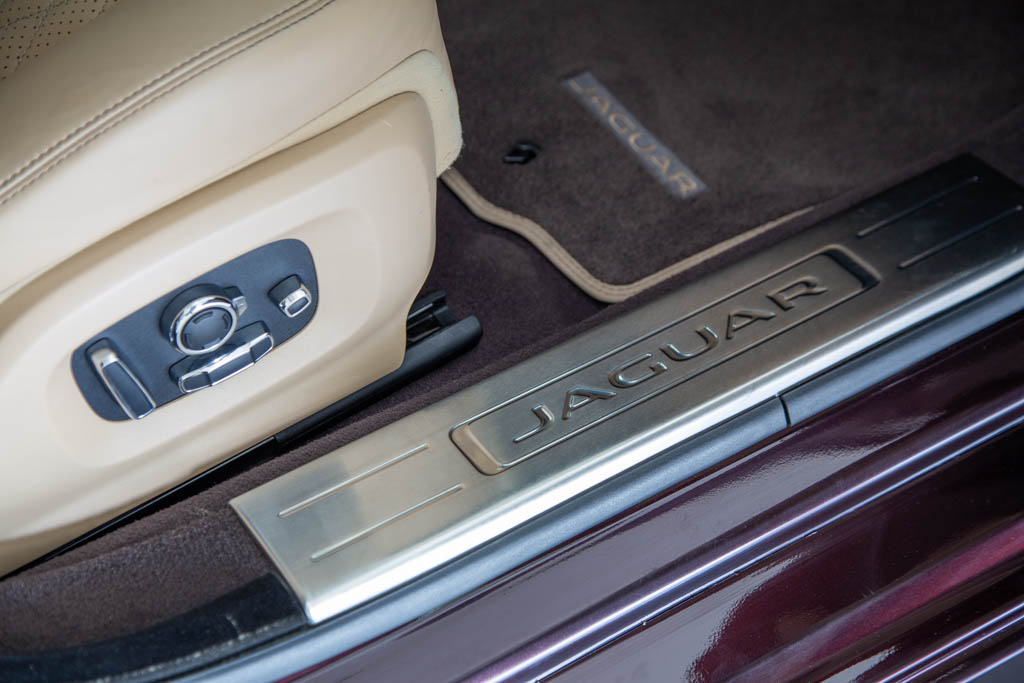 Jaguar XJL Portfolio