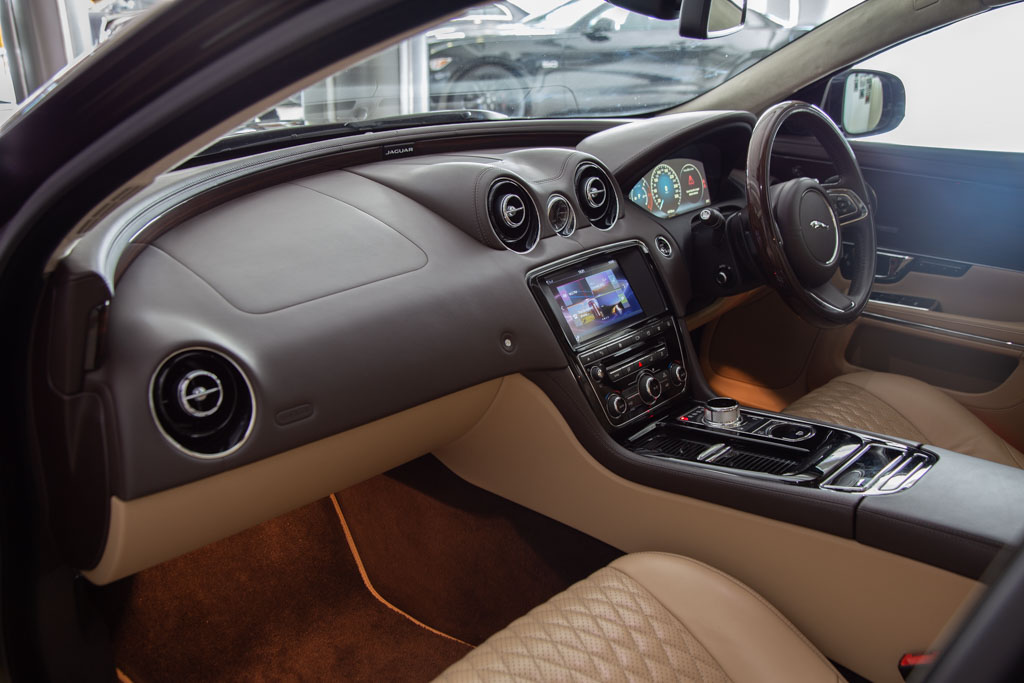 Jaguar XJL Portfolio