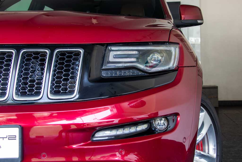Jeep Grand Cherokee SRT