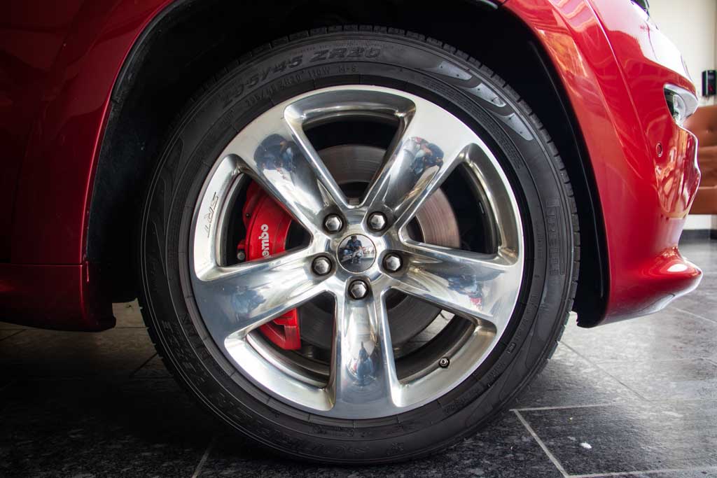 Jeep Grand Cherokee SRT