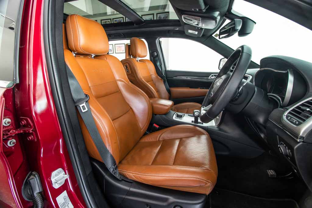 Jeep Grand Cherokee SRT