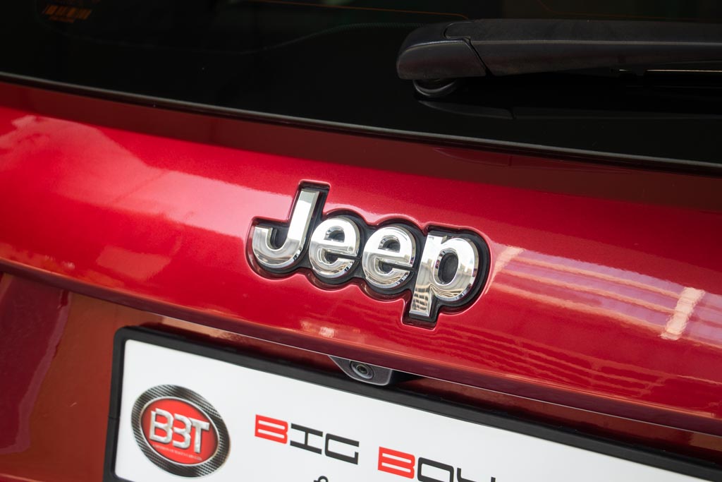 Jeep Grand Cherokee SRT