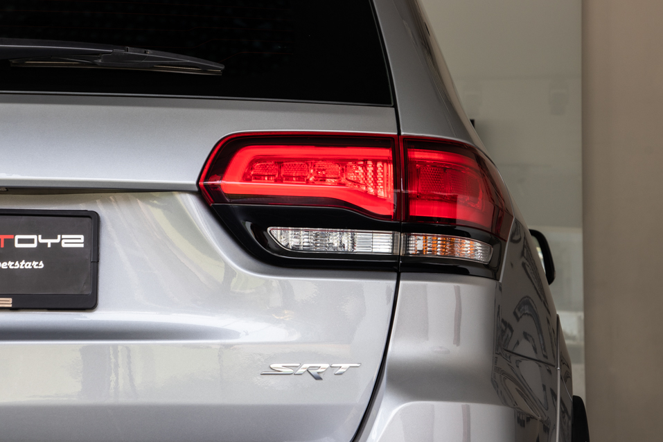 Jeep Grand Cherokee SRT