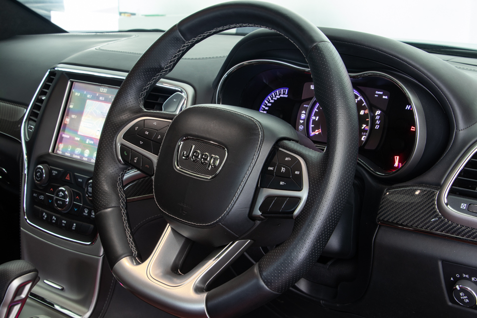 Jeep Grand Cherokee SRT