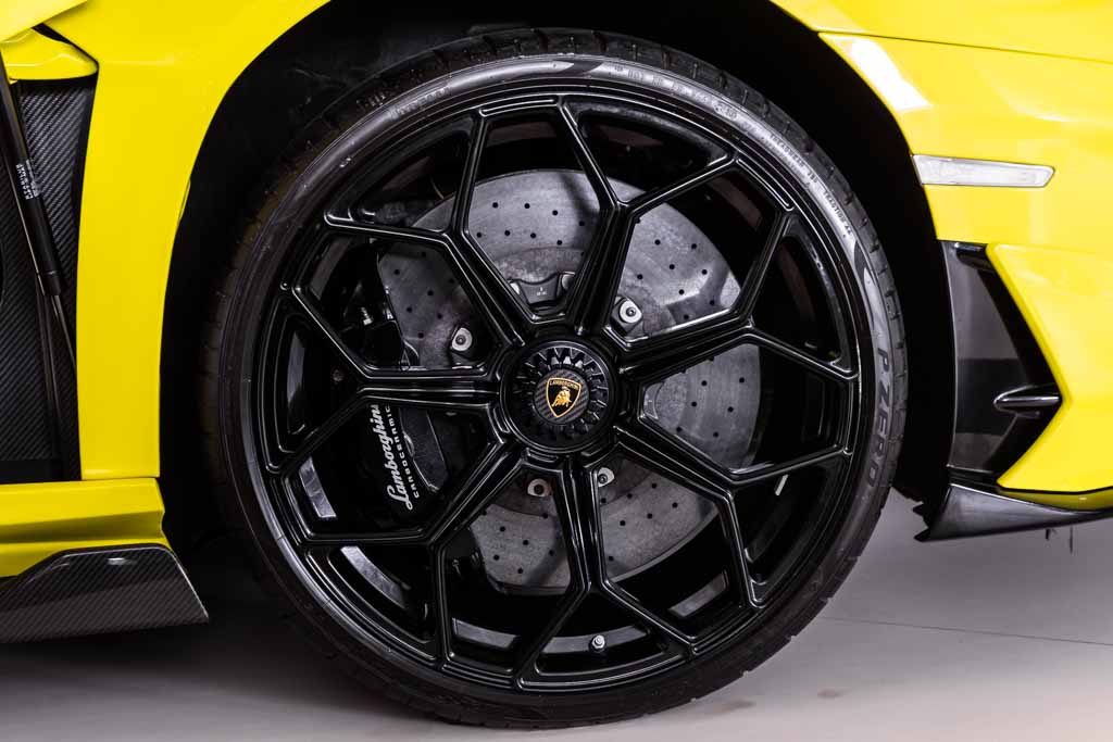 LAMBORGHINI AVENTADOR SVJ MY2019