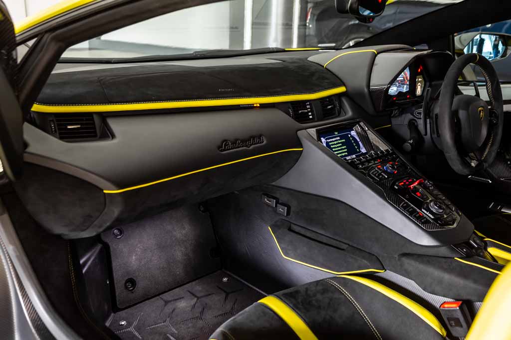 LAMBORGHINI AVENTADOR SVJ MY2019