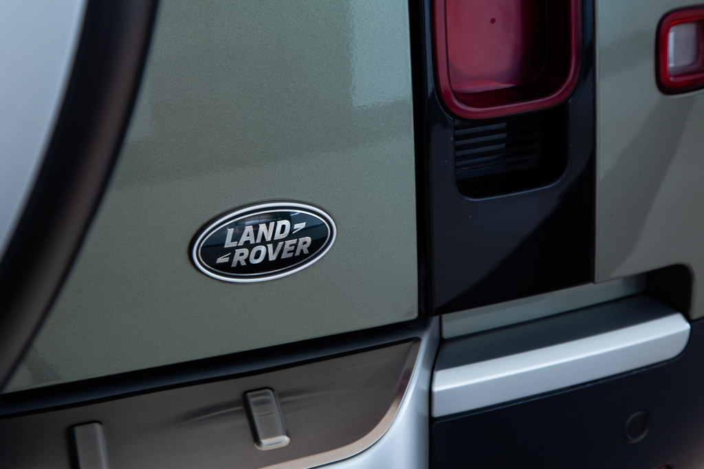 Land Rover Defender 110 HSE 